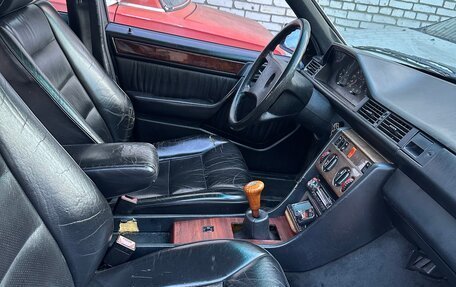 Mercedes-Benz E-Класс, 1992 год, 280 000 рублей, 9 фотография