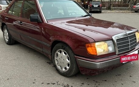 Mercedes-Benz E-Класс, 1992 год, 280 000 рублей, 7 фотография