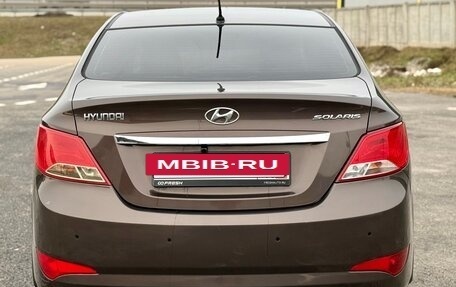 Hyundai Solaris II рестайлинг, 2015 год, 860 000 рублей, 3 фотография