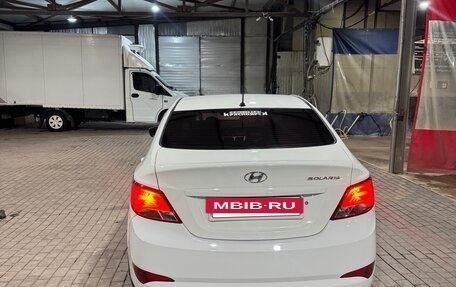 Hyundai Solaris II рестайлинг, 2014 год, 600 000 рублей, 3 фотография