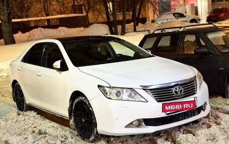 Toyota Camry, 2013 год, 1 350 000 рублей, 7 фотография
