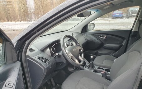 Hyundai ix35 I рестайлинг, 2013 год, 1 500 000 рублей, 10 фотография