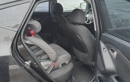 Hyundai ix35 I рестайлинг, 2013 год, 1 500 000 рублей, 14 фотография