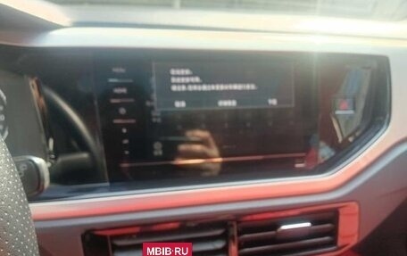 Volkswagen Polo, 2021 год, 1 300 000 рублей, 9 фотография