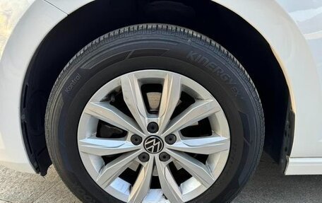 Volkswagen Polo, 2021 год, 1 300 000 рублей, 25 фотография