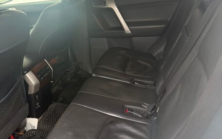 Toyota Land Cruiser Prado 150 рестайлинг 2, 2012 год, 2 800 000 рублей, 7 фотография