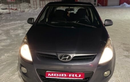 Hyundai i20 IB рестайлинг, 2010 год, 1 фотография