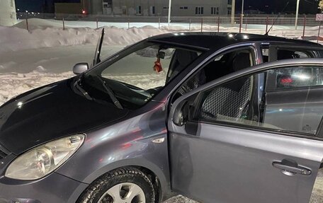 Hyundai i20 IB рестайлинг, 2010 год, 7 фотография