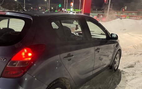 Hyundai i20 IB рестайлинг, 2010 год, 6 фотография