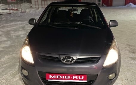 Hyundai i20 IB рестайлинг, 2010 год, 16 фотография