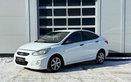 Hyundai Solaris II рестайлинг, 2013 год, 750 000 рублей, 1 фотография