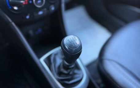 Hyundai Solaris II рестайлинг, 2013 год, 750 000 рублей, 17 фотография