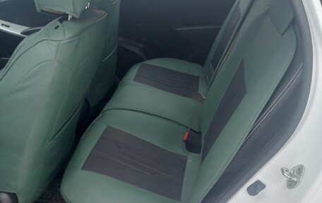 Hyundai Solaris II рестайлинг, 2016 год, 550 000 рублей, 3 фотография