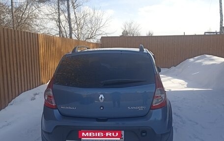 Renault Sandero I, 2013 год, 810 000 рублей, 2 фотография