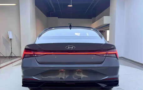 Hyundai Elantra, 2022 год, 1 537 555 рублей, 5 фотография