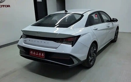 Hyundai Elantra, 2025 год, 1 890 000 рублей, 4 фотография