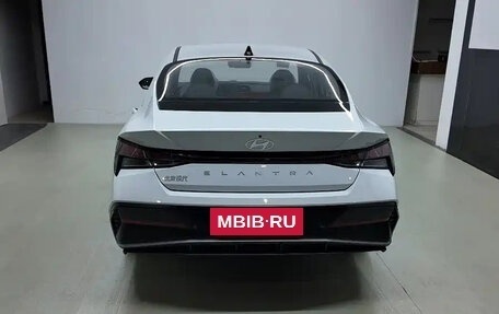 Hyundai Elantra, 2025 год, 1 890 000 рублей, 5 фотография