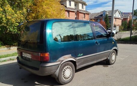 Nissan Serena I, 1998 год, 300 000 рублей, 11 фотография