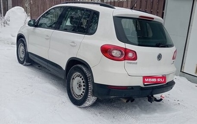 Volkswagen Tiguan I, 2011 год, 965 000 рублей, 1 фотография