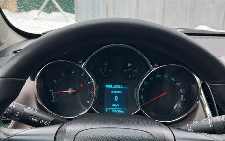 Chevrolet Cruze II, 2012 год, 690 000 рублей, 10 фотография