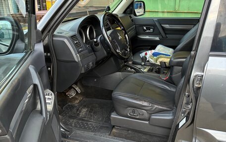 Mitsubishi Pajero IV, 2015 год, 2 300 000 рублей, 12 фотография