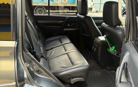 Mitsubishi Pajero IV, 2015 год, 2 300 000 рублей, 16 фотография