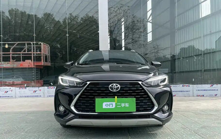 Toyota Yaris XP150 рестайлинг, 2023 год, 1 050 777 рублей, 2 фотография