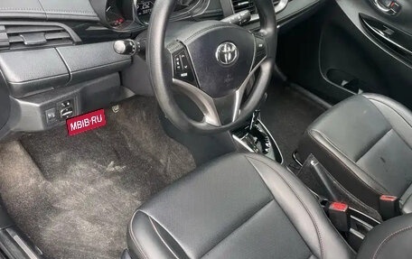 Toyota Yaris XP150 рестайлинг, 2023 год, 1 050 777 рублей, 8 фотография