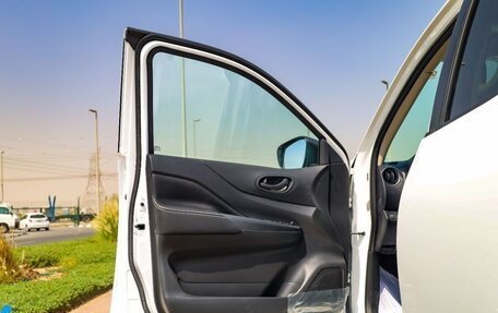 Nissan Navara (Frontier), 2026 год, 4 600 000 рублей, 15 фотография