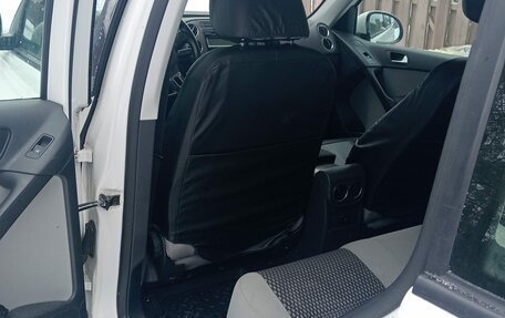 Volkswagen Tiguan I, 2011 год, 965 000 рублей, 5 фотография