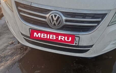 Volkswagen Tiguan I, 2011 год, 965 000 рублей, 6 фотография