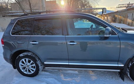 Volkswagen Touareg III, 2006 год, 810 000 рублей, 3 фотография