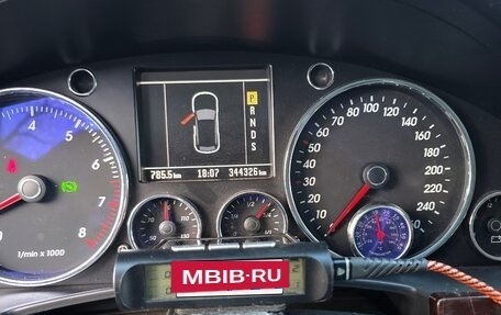 Volkswagen Touareg III, 2006 год, 810 000 рублей, 6 фотография