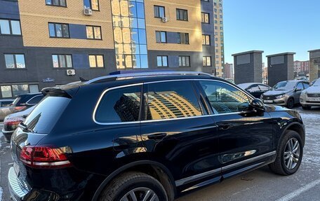 Volkswagen Touareg III, 2016 год, 3 240 000 рублей, 2 фотография
