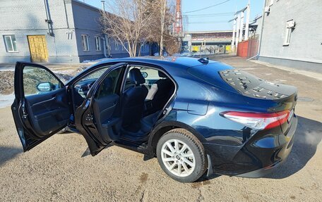 Toyota Camry, 2021 год, 3 500 000 рублей, 2 фотография