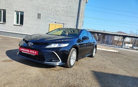 Toyota Camry, 2021 год, 3 500 000 рублей, 9 фотография