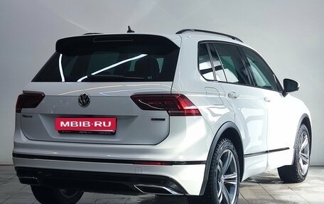 Volkswagen Tiguan II, 2018 год, 2 850 000 рублей, 6 фотография