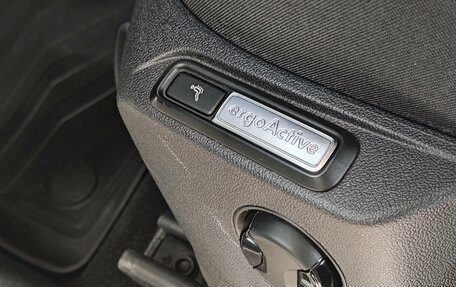 Volkswagen Tiguan II, 2018 год, 2 850 000 рублей, 18 фотография