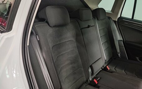 Volkswagen Tiguan II, 2018 год, 2 850 000 рублей, 25 фотография