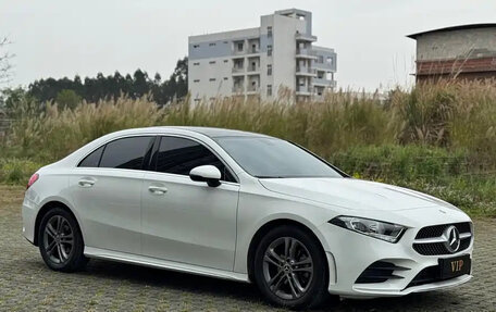 Mercedes-Benz A-Класс, 2023 год, 1 430 555 рублей, 3 фотография