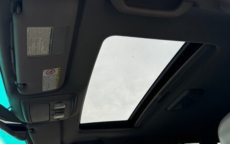 Toyota Land Cruiser 100 рестайлинг 2, 2006 год, 2 900 000 рублей, 12 фотография