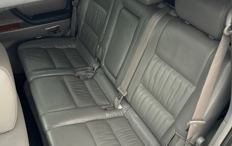 Toyota Land Cruiser 100 рестайлинг 2, 2006 год, 2 900 000 рублей, 15 фотография