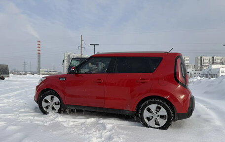 KIA Soul II рестайлинг, 2015 год, 1 120 000 рублей, 3 фотография