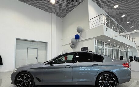 BMW 5 серия, 2019 год, 3 349 000 рублей, 4 фотография