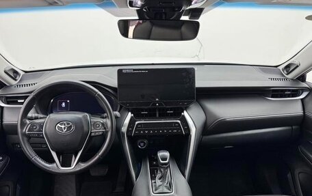 Toyota Venza, 2025 год, 3 490 300 рублей, 17 фотография