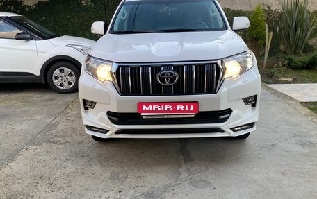 Toyota Land Cruiser Prado 150 рестайлинг 2, 2018 год, 5 500 000 рублей, 2 фотография