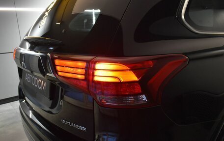 Mitsubishi Outlander III рестайлинг 3, 2019 год, 2 235 000 рублей, 5 фотография