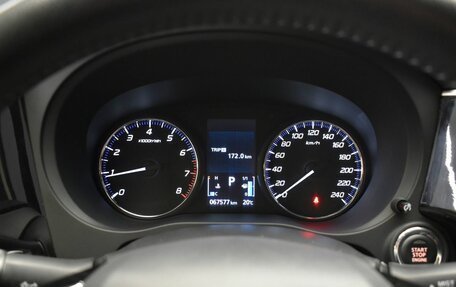 Mitsubishi Outlander III рестайлинг 3, 2019 год, 2 235 000 рублей, 15 фотография