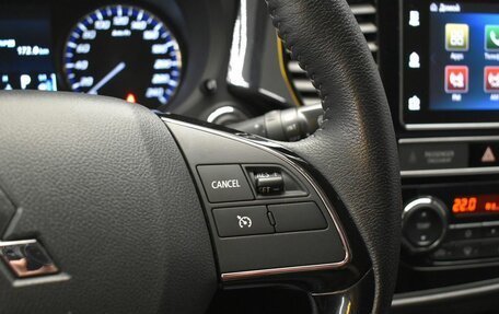 Mitsubishi Outlander III рестайлинг 3, 2019 год, 2 235 000 рублей, 22 фотография