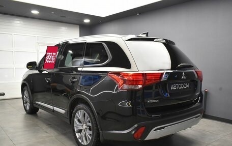 Mitsubishi Outlander III рестайлинг 3, 2019 год, 2 235 000 рублей, 27 фотография